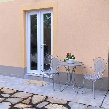 Sea View Olive Retreat Apartment *