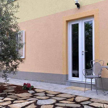 Sea View Olive Retreat Apartment *