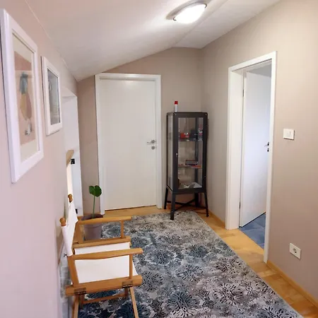 Apartment Sea View Olive Retreat